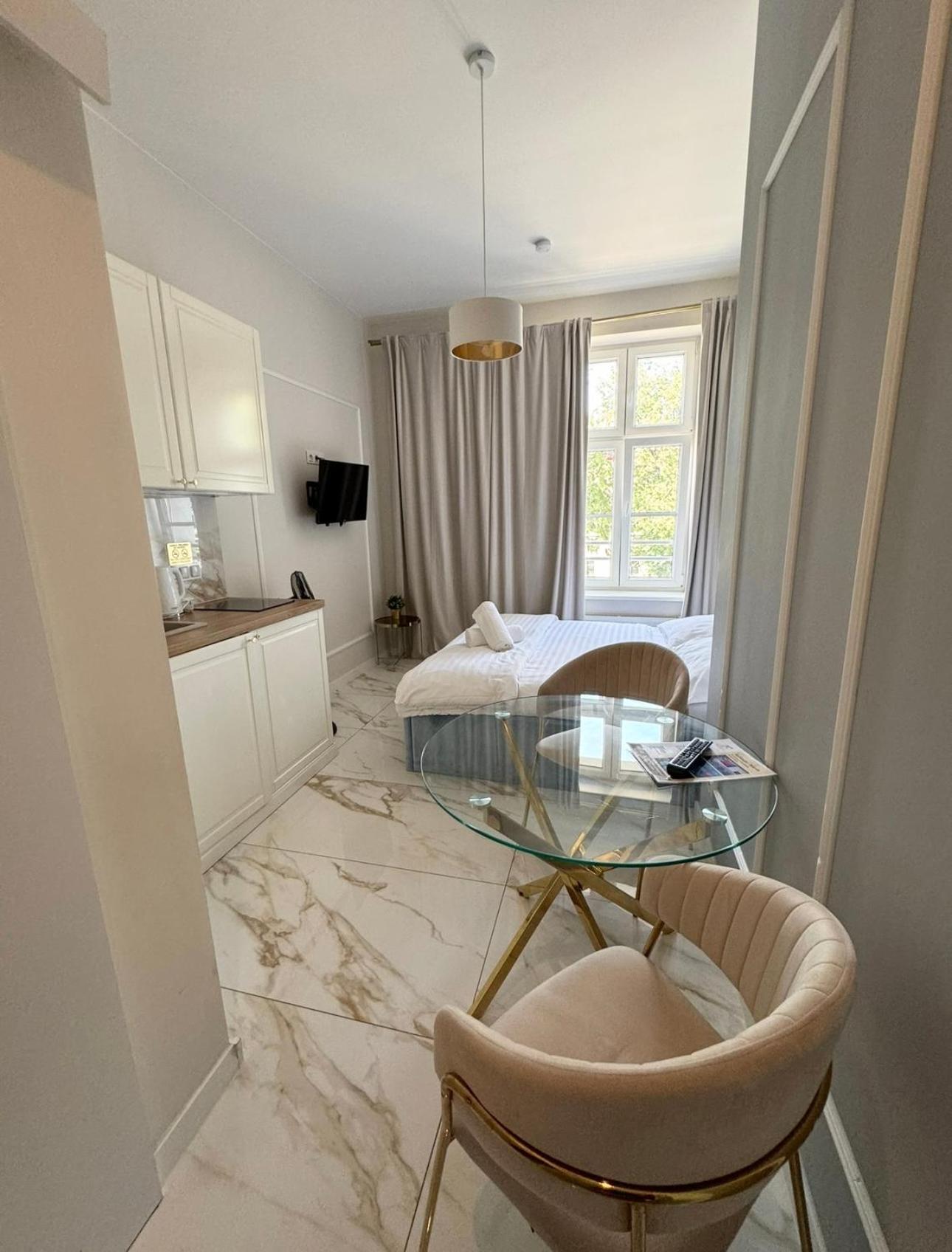 Art Apartments Warszawska 21 Катовице Екстериор снимка
